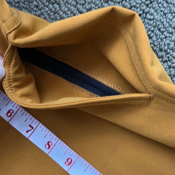 Stoic Men’s Performance Shorts Sz 38 Mustard Casual Dress Plain Front - Picture 7 of 9